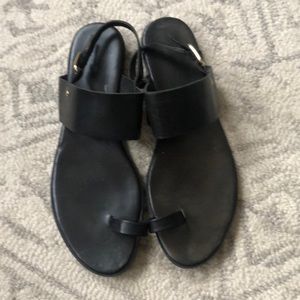 Vagabond leather sandal.  Size 40.  Fits a size 10 in US women.